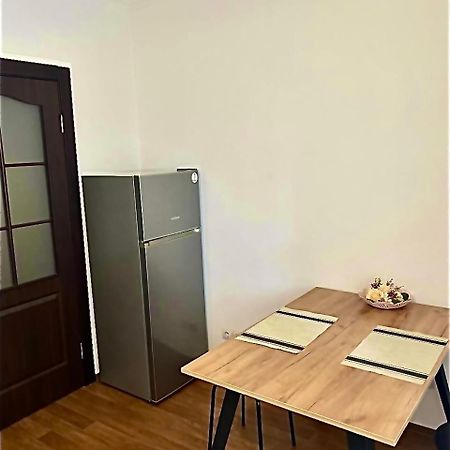 Apart-Sofisa Rusova Kiev Ngoại thất bức ảnh